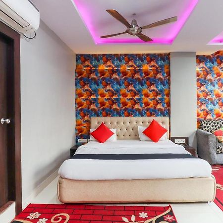 Capital O 70631 Hotel Dwarka International Darbhanga Екстериор снимка