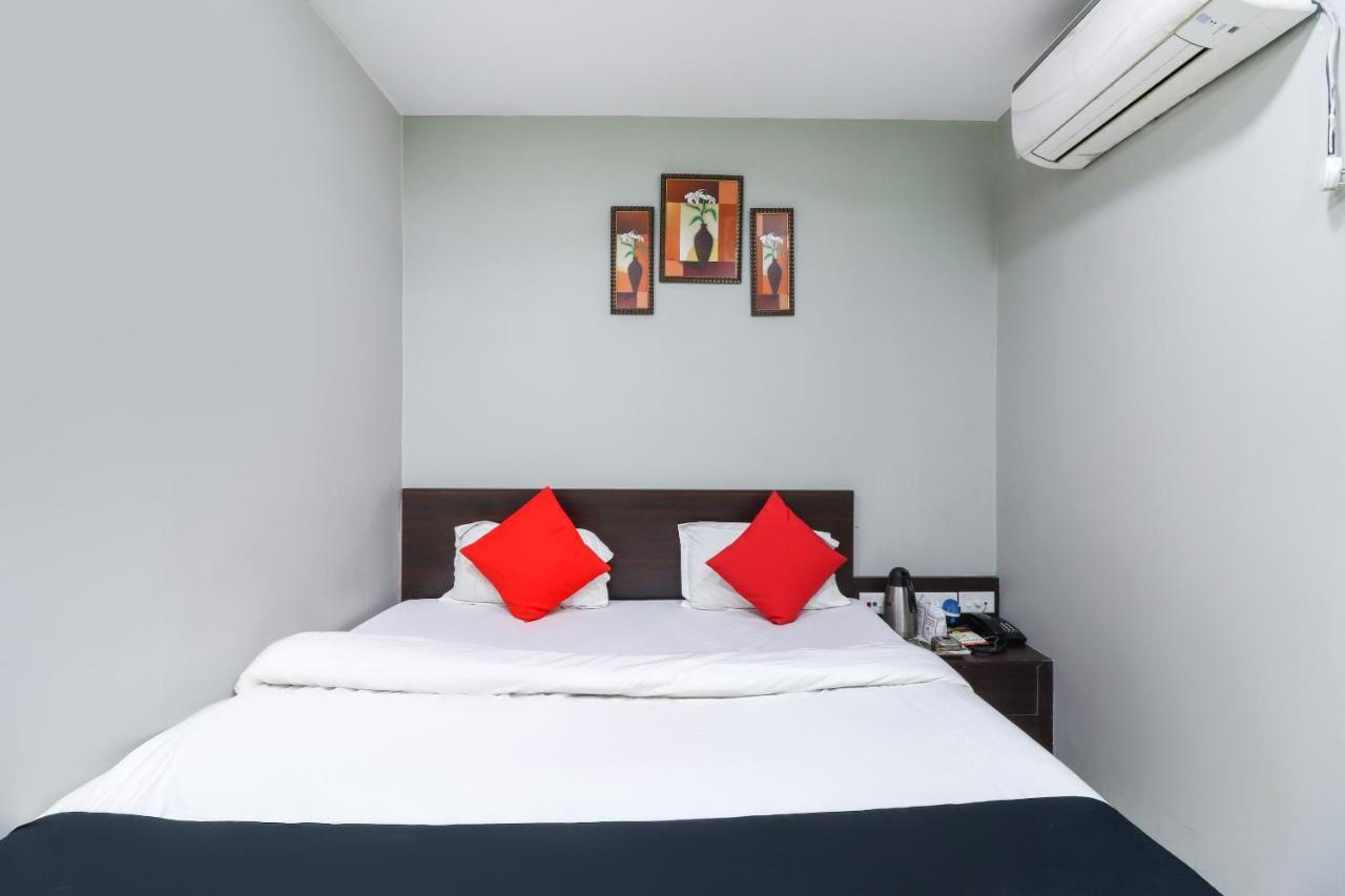 Capital O 70631 Hotel Dwarka International Darbhanga Екстериор снимка